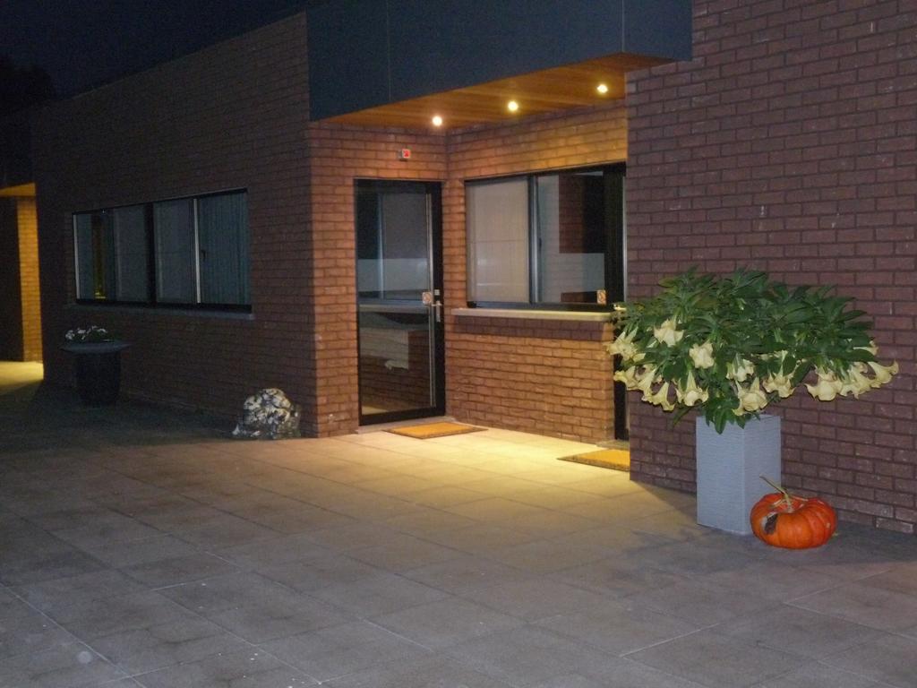 Hotel Au Prince Royal Leopoldsburg Exterior photo